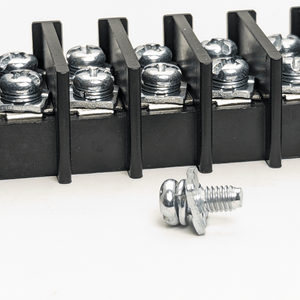 Conversions Technology Power Distribution Terminal Strip, 6 Pole with SEMS screw; 250V 30A,  Heavy Duty Barrier Type